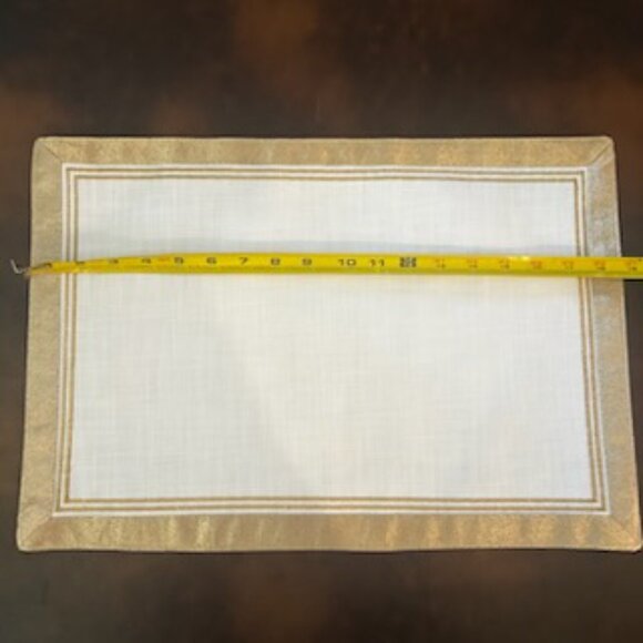 NWT Hillcrest Embroidered Place Mats Table Linens Set of 4 - Picture 12 of 13